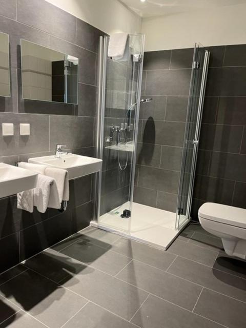 Neustaedter Hof Hotel Garni نيوستاد ام روبنبر المظهر الخارجي الصورة
