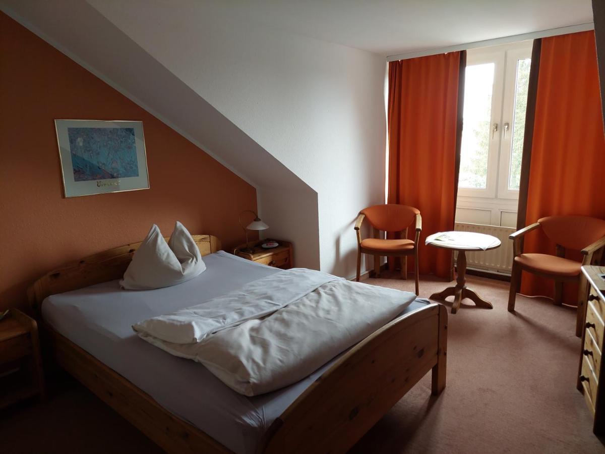 Neustaedter Hof Hotel Garni نيوستاد ام روبنبر المظهر الخارجي الصورة