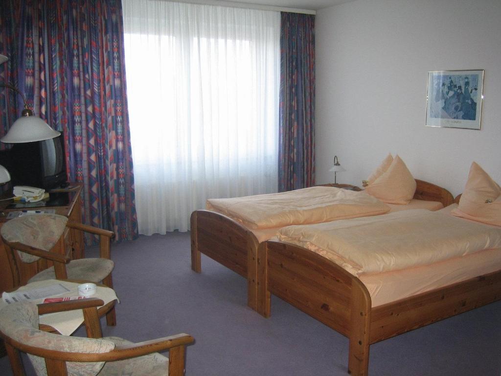 Neustaedter Hof Hotel Garni نيوستاد ام روبنبر المظهر الخارجي الصورة